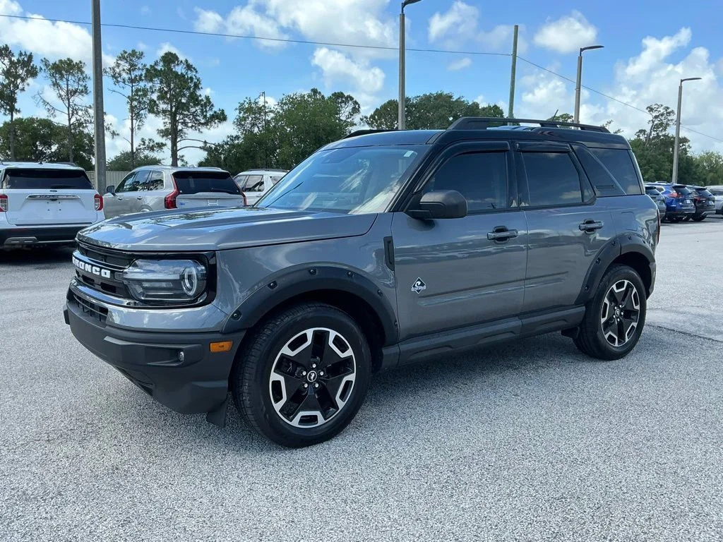 Used 2021 Gray Ford Outer Banks image 2