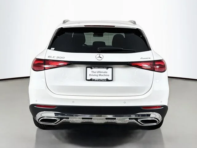 Used 2025 White Mercedes-Benz GLC 300 image 6