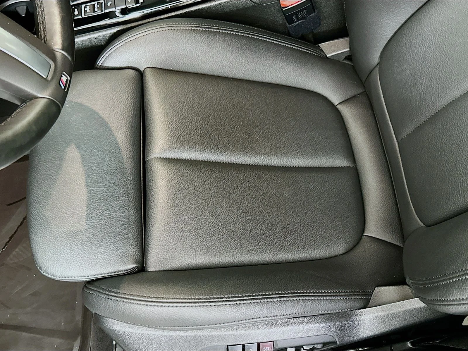 Used 2022 Mineral Grey Metallic BMW M35i image 19
