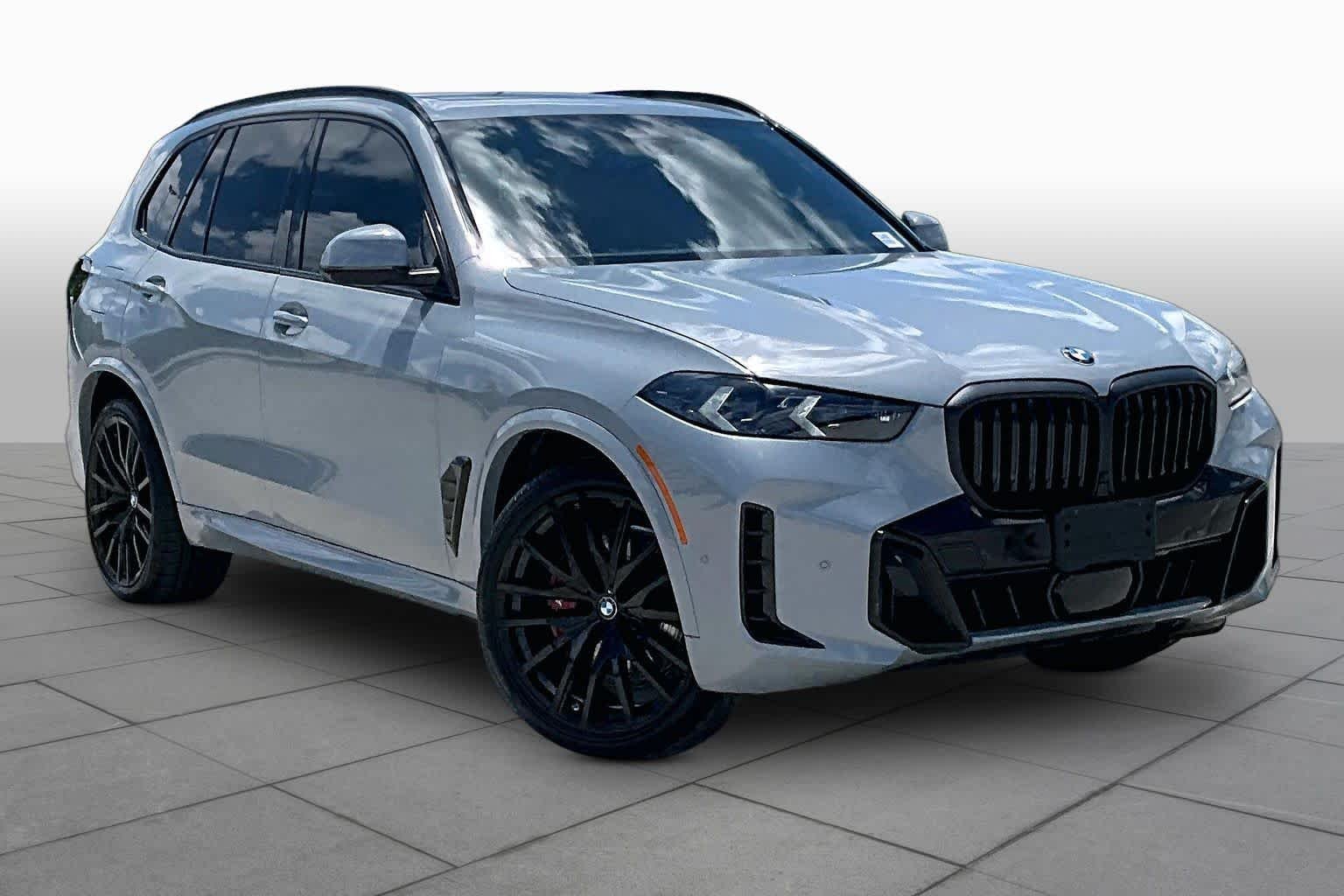 Used 2026 Brooklyn Grey Metallic BMW sDrive40i image 2