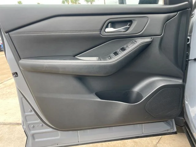 Used 2024 Gray Nissan SL image 10