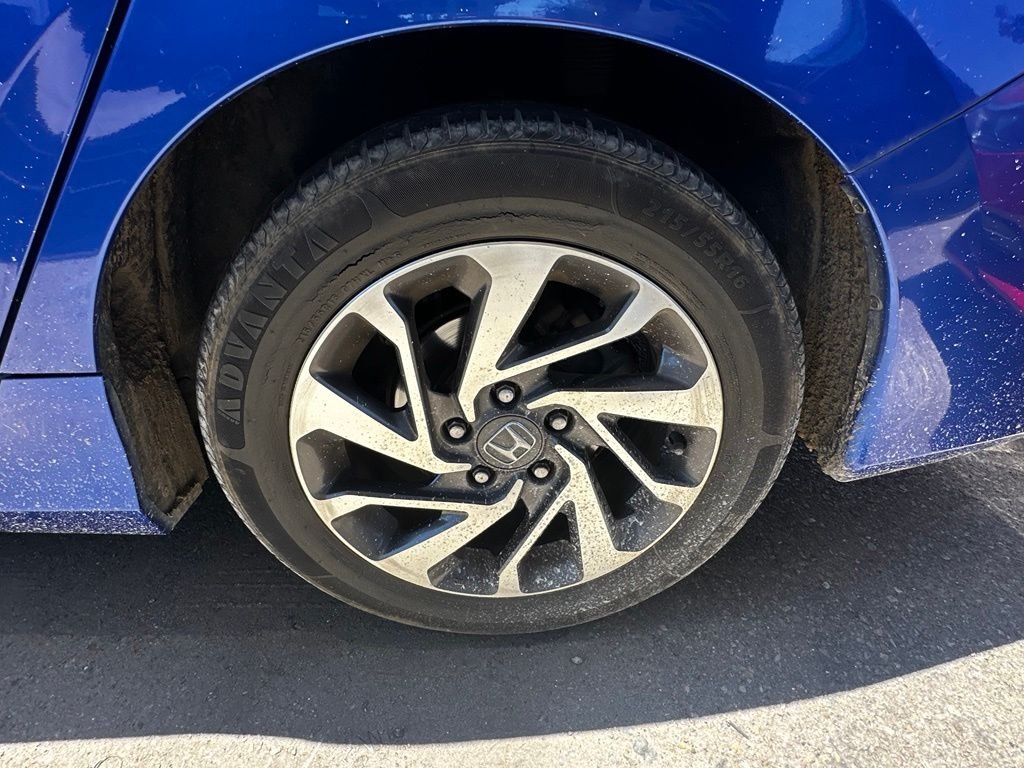 Used 2016 Aegean Blue Metallic Honda EX image 26