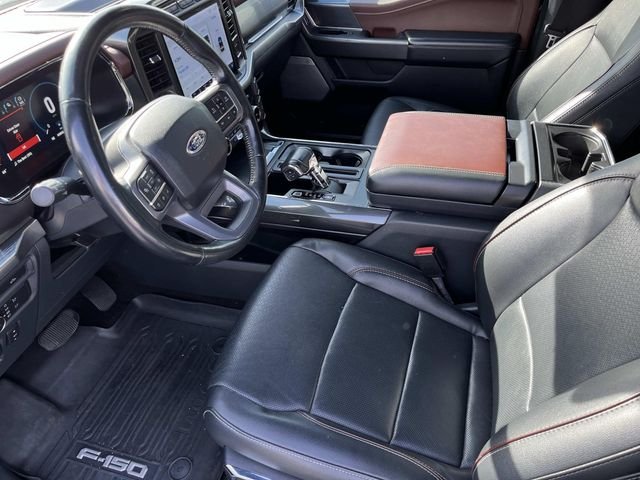 Used 2022 Black Ford Lariat image 25