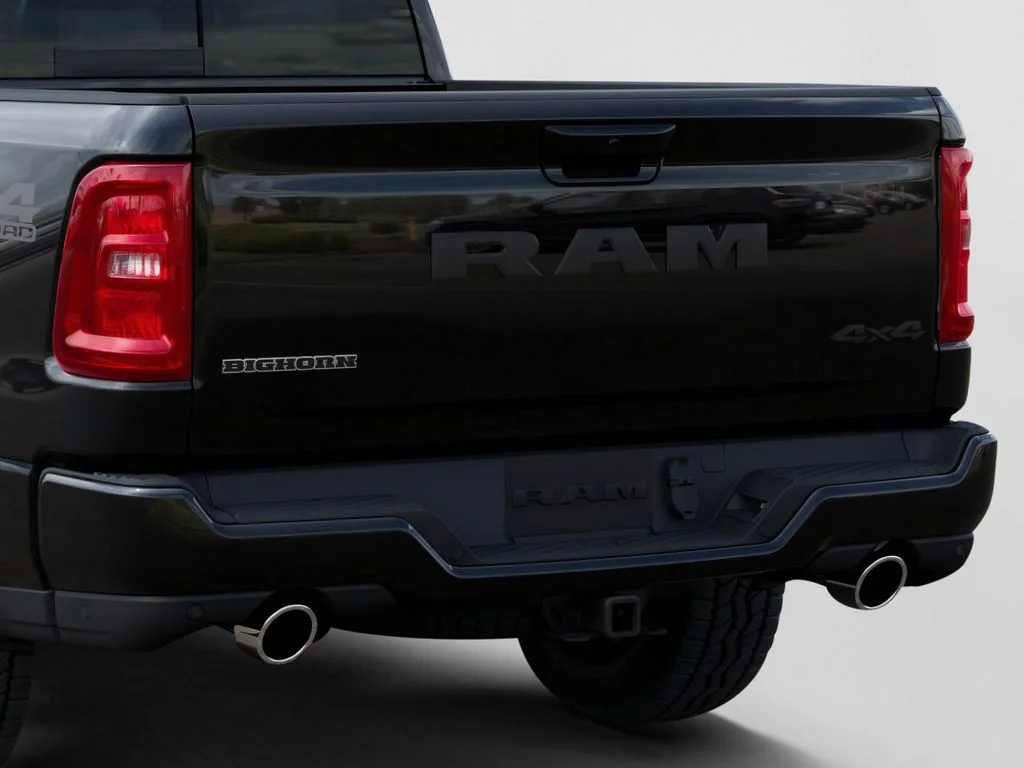 New 2026 Diamond Black Crystal Pearl-Coat Exterior Paint RAM Big Horn/Lone Star image 13