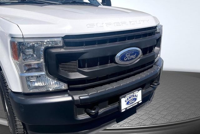 Used 2022 Oxford White Ford XL image 27