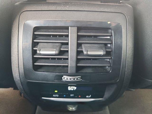 Used 2019 White BMW sDrive30i image 22