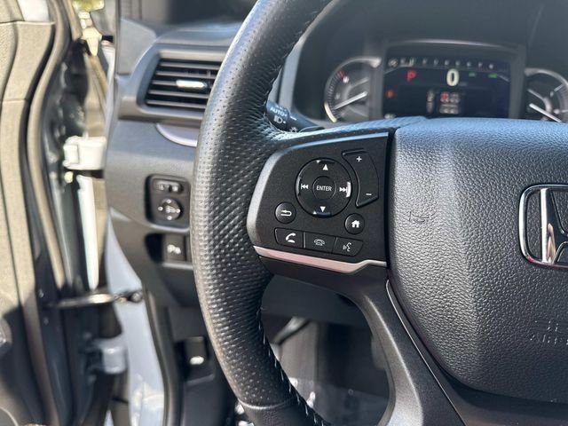 Used 2023 Gray Honda EX-L image 31