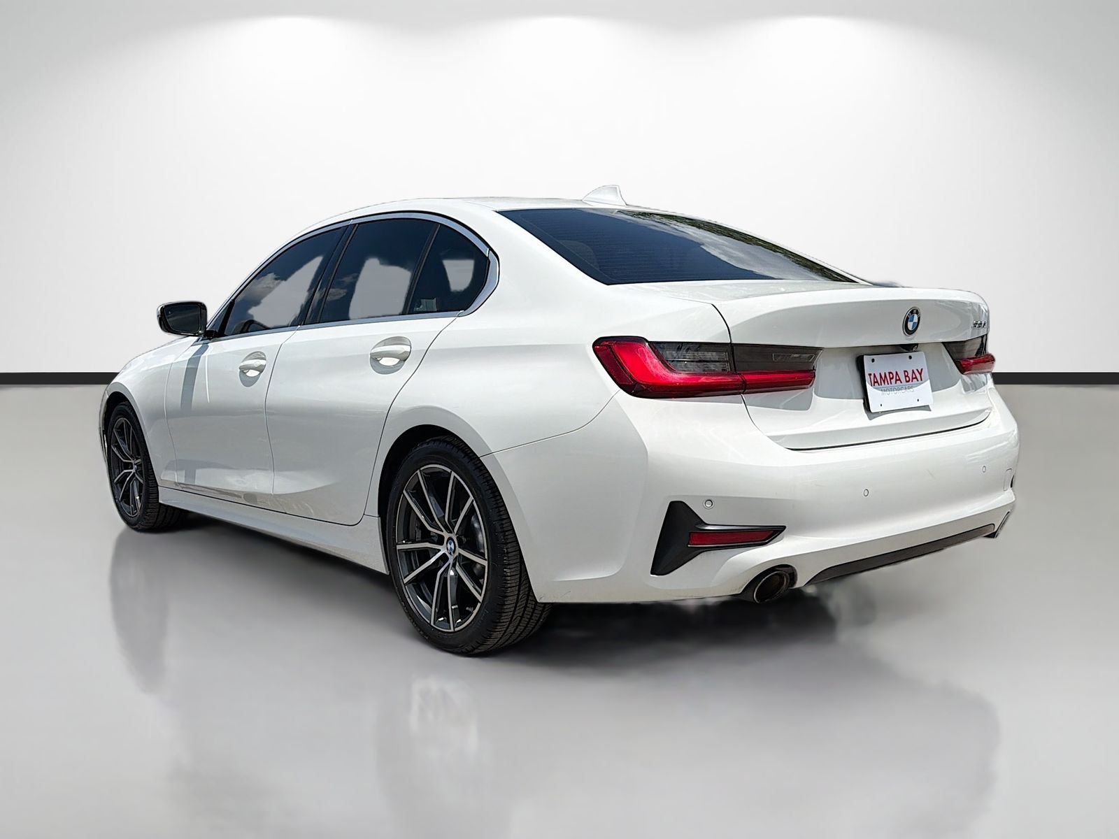 Used 2019 White BMW 330i image 5