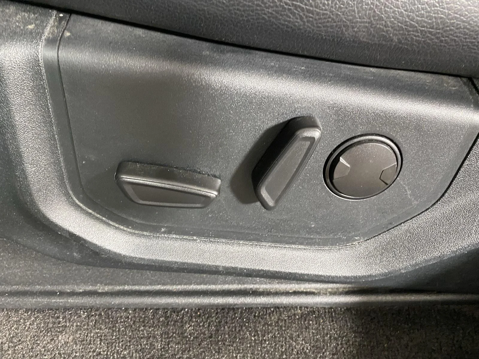 Used 2020 Lead Foot Ford LARIAT image 14