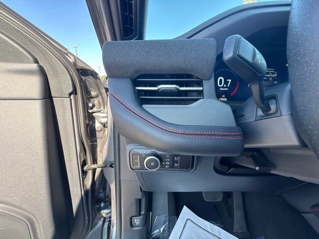 Used 2025 Gray Ford ST-Line image 16