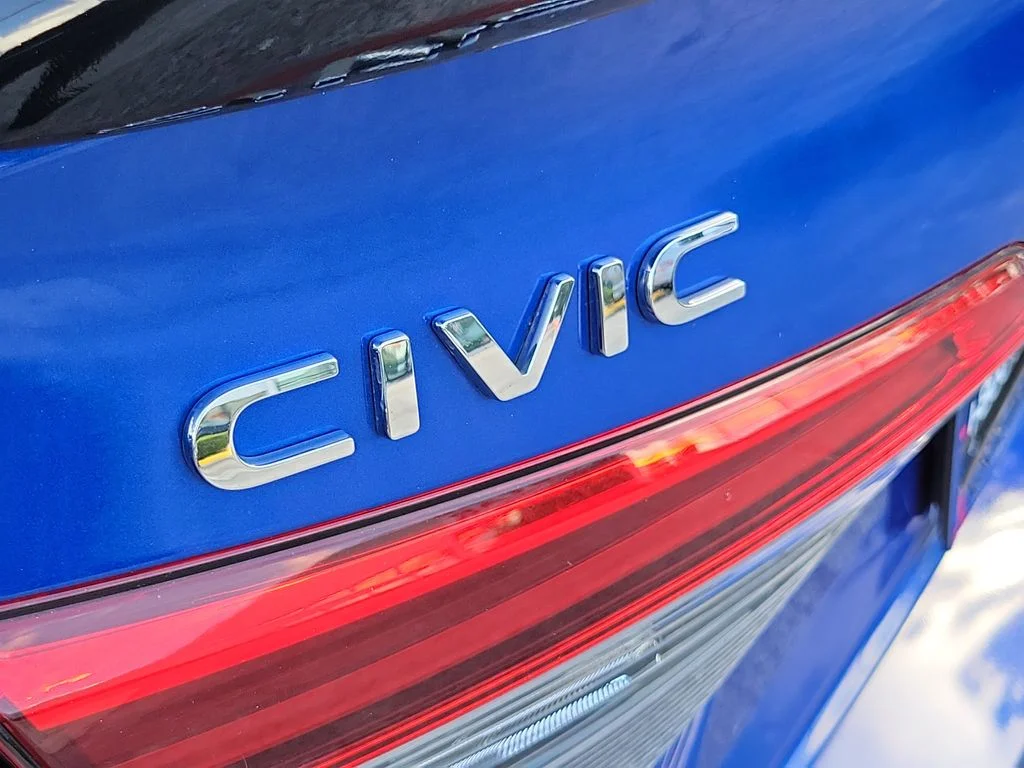 Used 2023 Blue Honda Sport image 13
