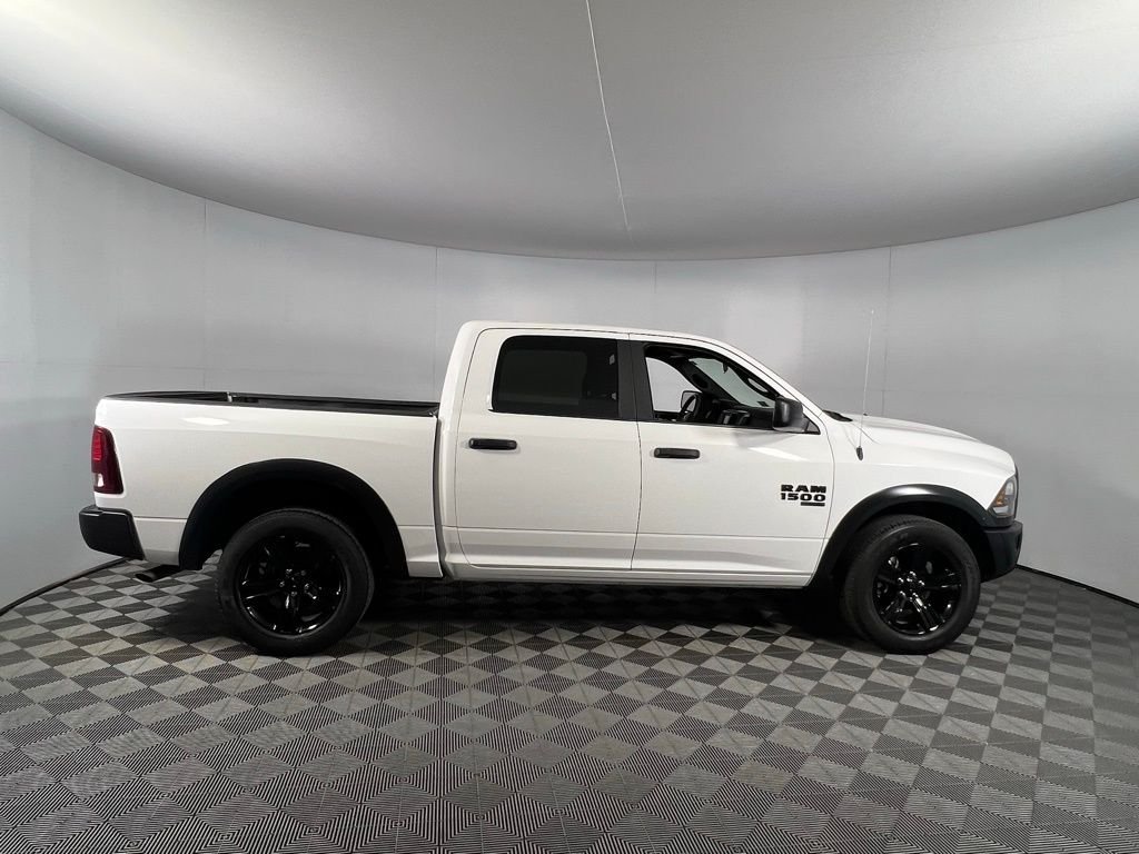 2024 Ram 1500 Classic Warlock photo 2