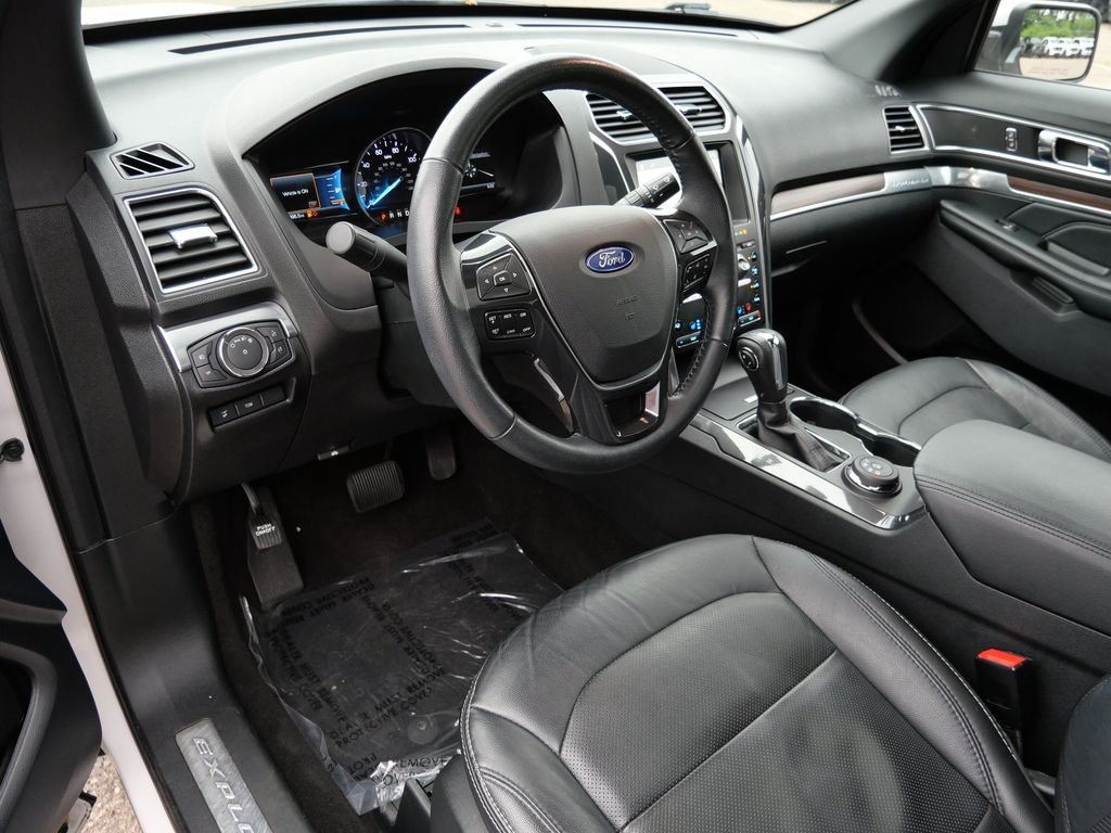 Certified Used 2019 White Ford Limited image 3