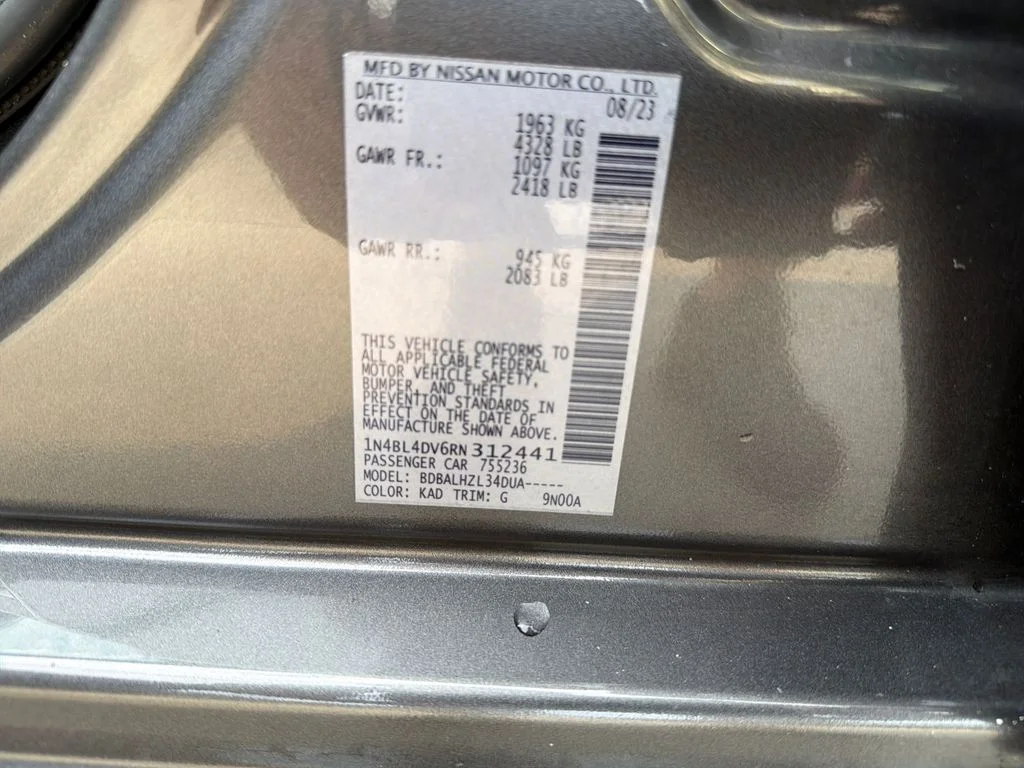 Used 2024 Gray Nissan 2.5 SV image 32