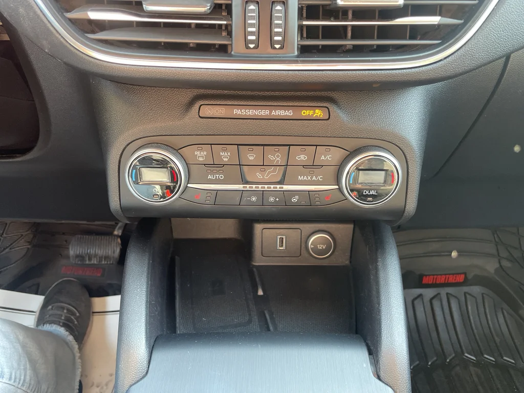 2020 Ford Escape Titanium - Photo 25