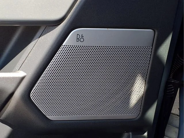 Used 2023  Ford XL image 22