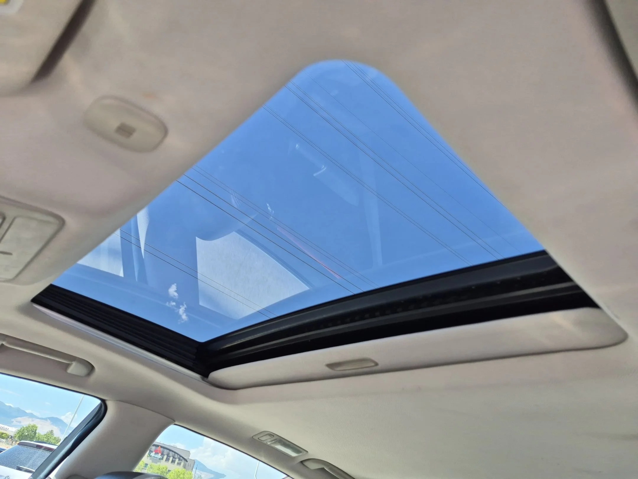 Used 2007 Black Obsidian INFINITI x image 16