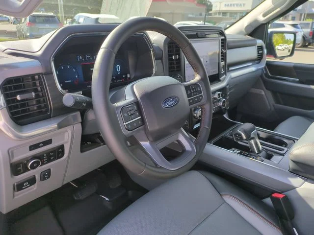 Used 2025 Red Ford Lariat image 16