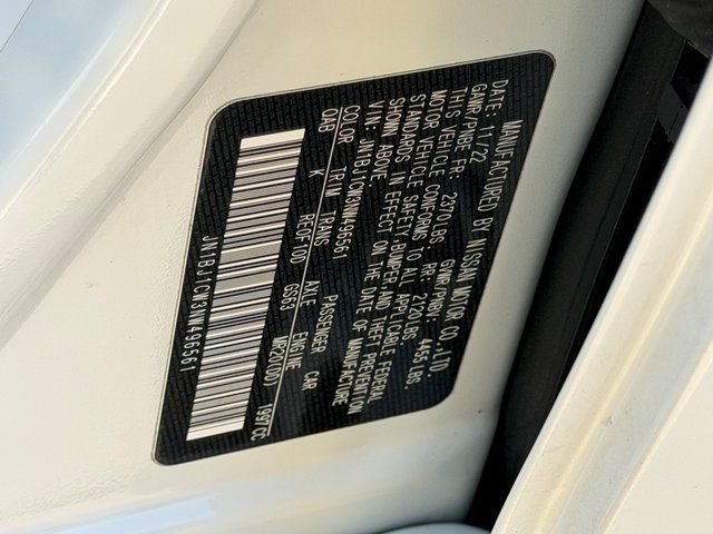 Used 2022 White Nissan SL image 31