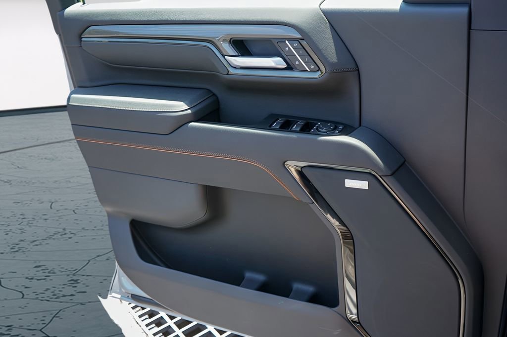 2026 GMC Sierra 2500HD AT4 - Photo 15