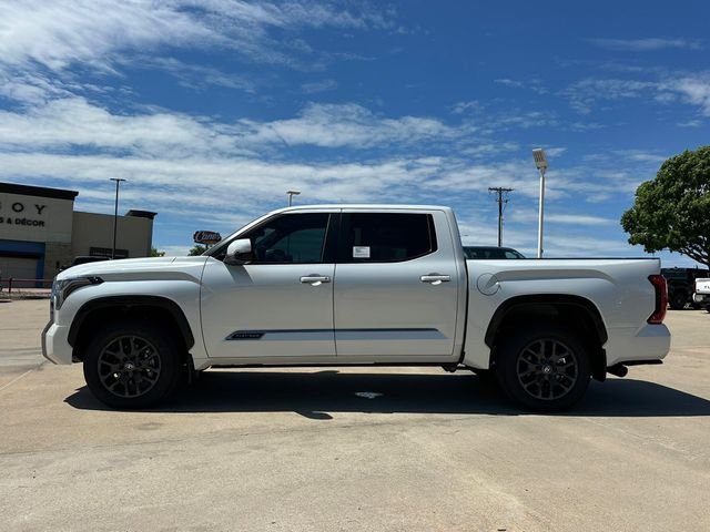 New 2026 Wind Chill Pearl <sup>1</sup> Toyota  Platinum image 2