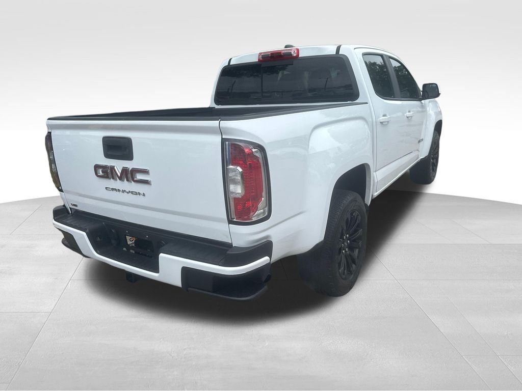 Used 2022 White GMC Elevation image 26