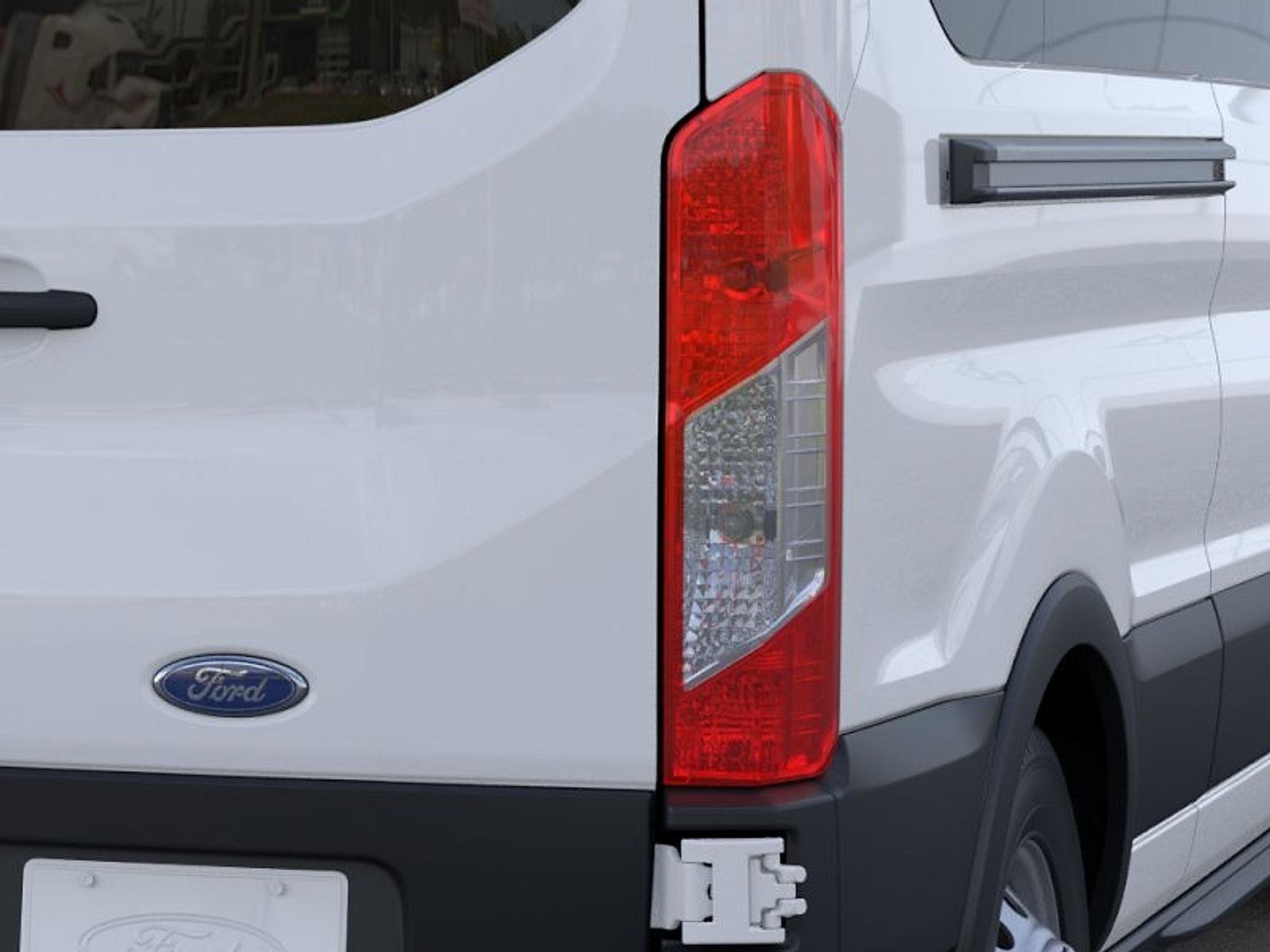 2025 Ford Transit Passenger Van XL - Photo 22