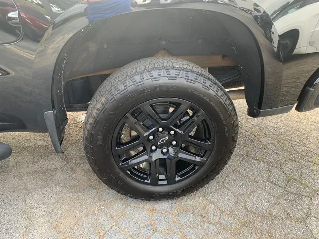 Used 2025 Black Chevrolet Custom Trail Boss image 36