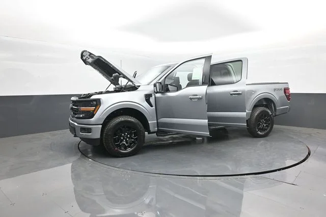 New 2026 Iconic Silver Metallic Ford XLT image 36