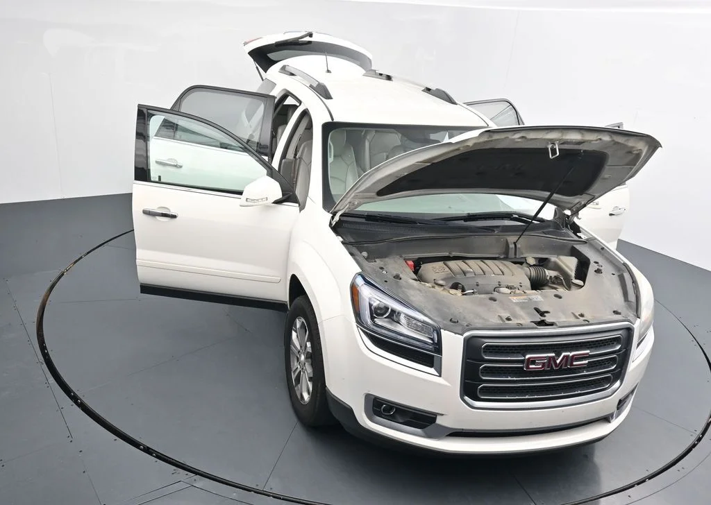 Used 2013 White GMC SLT-1 image 24