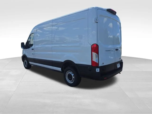 Used 2024 White Ford  image 3
