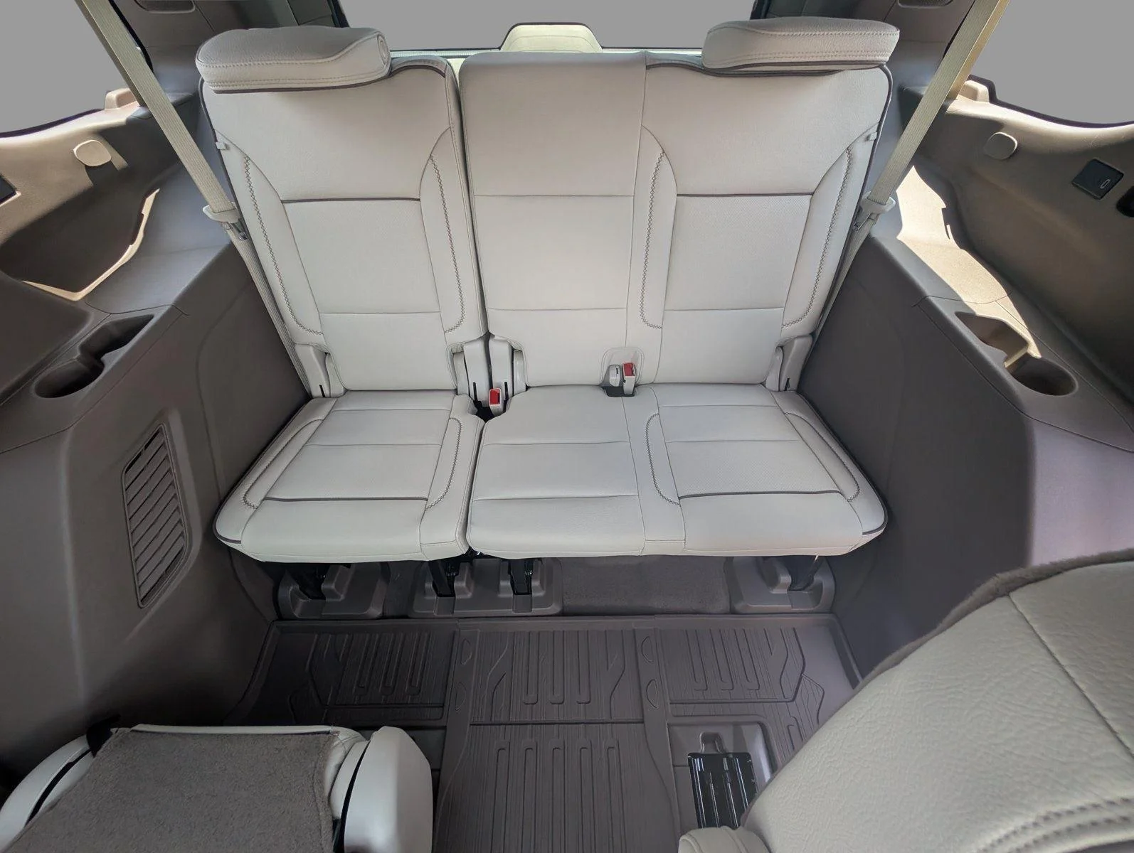 New 2026 Sterling Metallic GMC Denali image 6