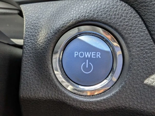 Used 2021 Blue Print/midn Toyota Hybrid XSE image 33