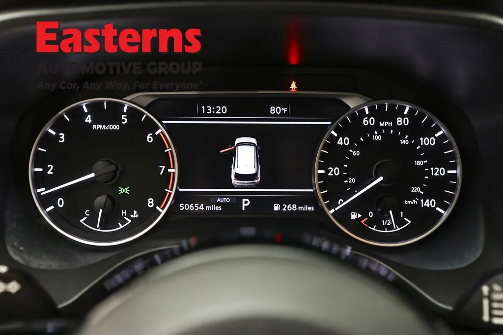Used 2023 Gray Nissan SL image 18