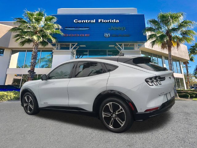 Used 2023 White Ford Premium image 7
