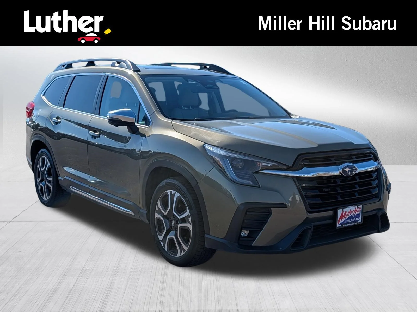 2023 Subaru Ascent Limited 8 Passenger's photo