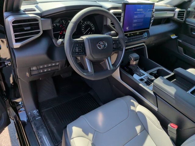 New 2026 Midnight Black Metallic Toyota SR5 image 17