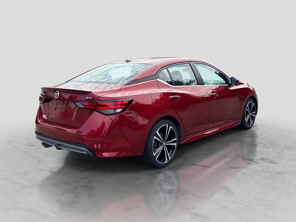 Used 2022 Red Nissan SR image 4