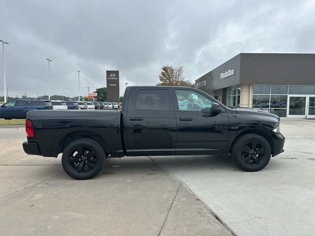 Used 2020 Diamond Black Crystal Pearl Ram Express image 13