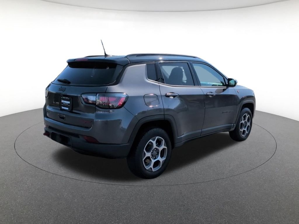 Used 2022 Gray Jeep Trailhawk image 5