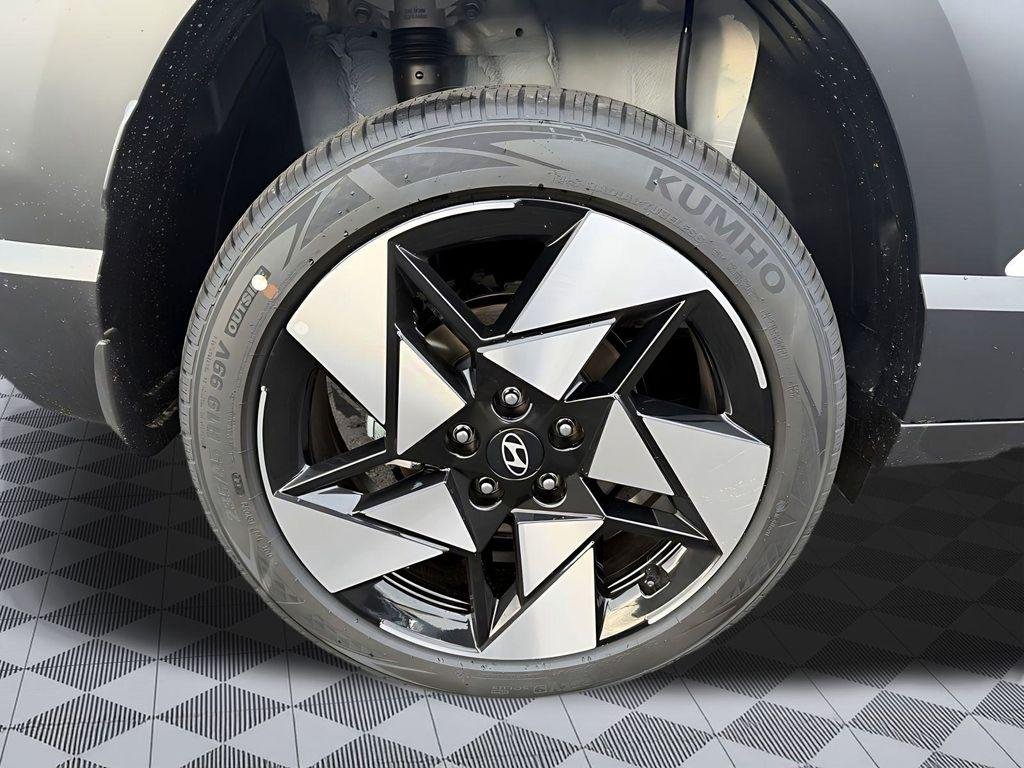 2026 Hyundai Kona Limited - Photo 9