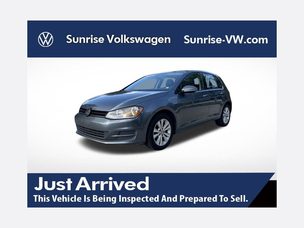 Used 2015 Gray Volkswagen TDI S 4-Door image 1