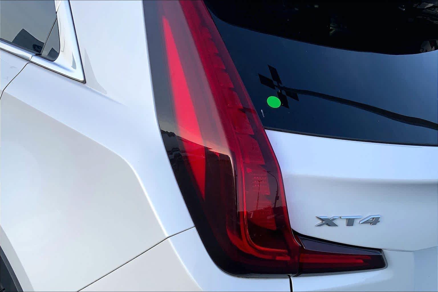 Used 2020 Crystal White Tricoat Cadillac AWD Premium Luxury image 27