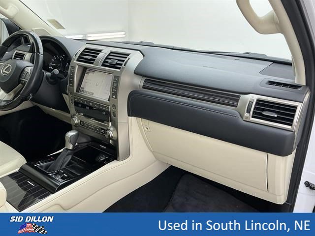 Used 2021 Starfire Pearl Lexus GX 460 Premium image 22