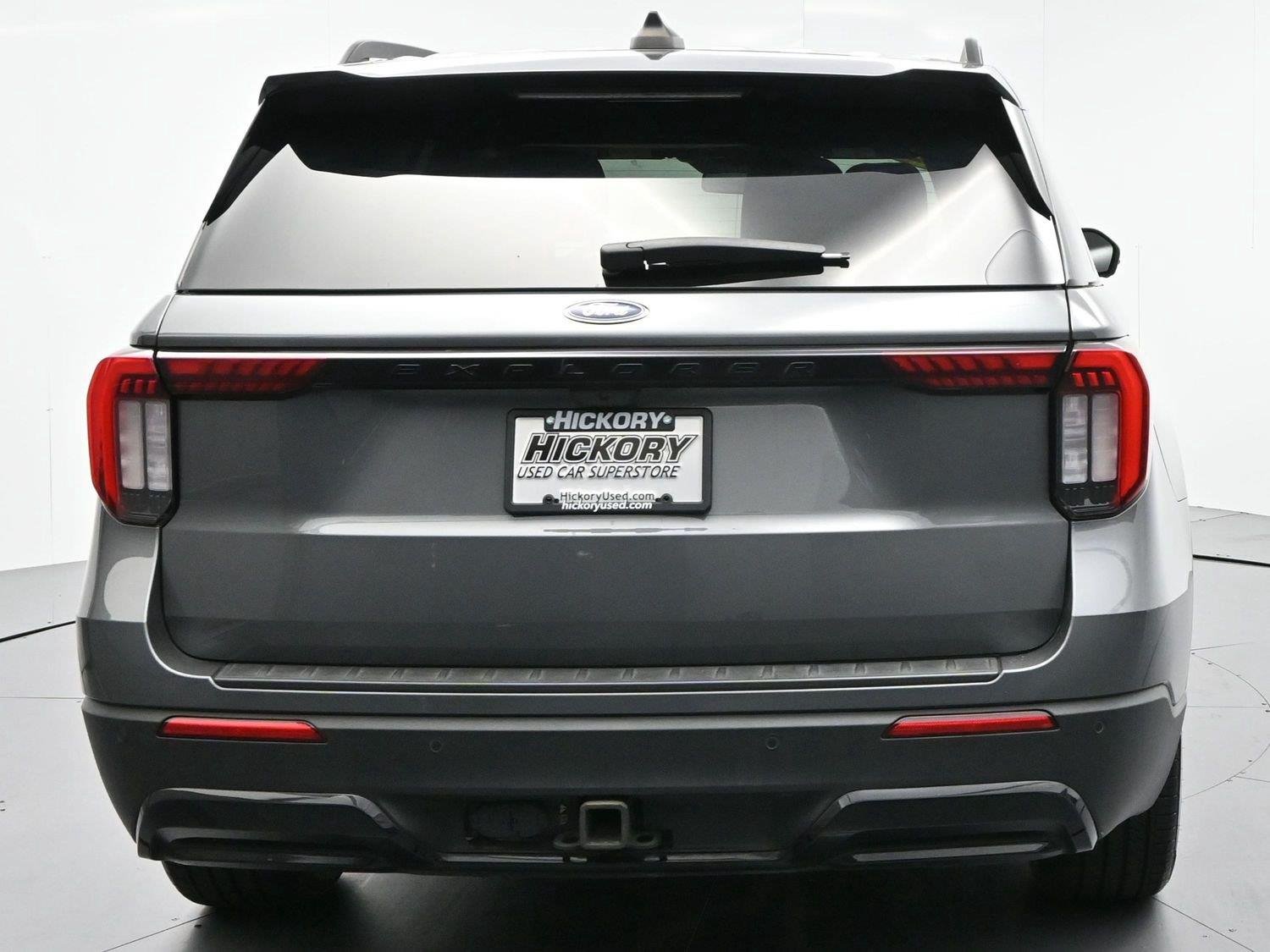 Used 2025 Carbonized Gray Ford ST-Line image 6