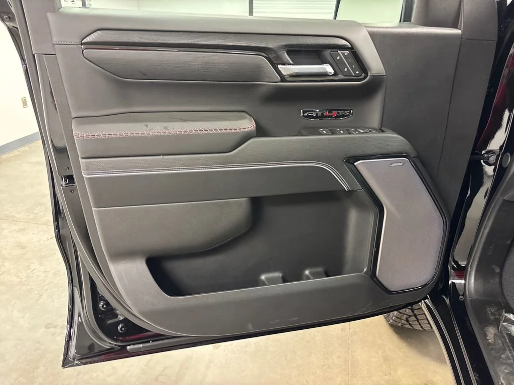 2026 GMC Sierra 1500 AT4X - Photo 20