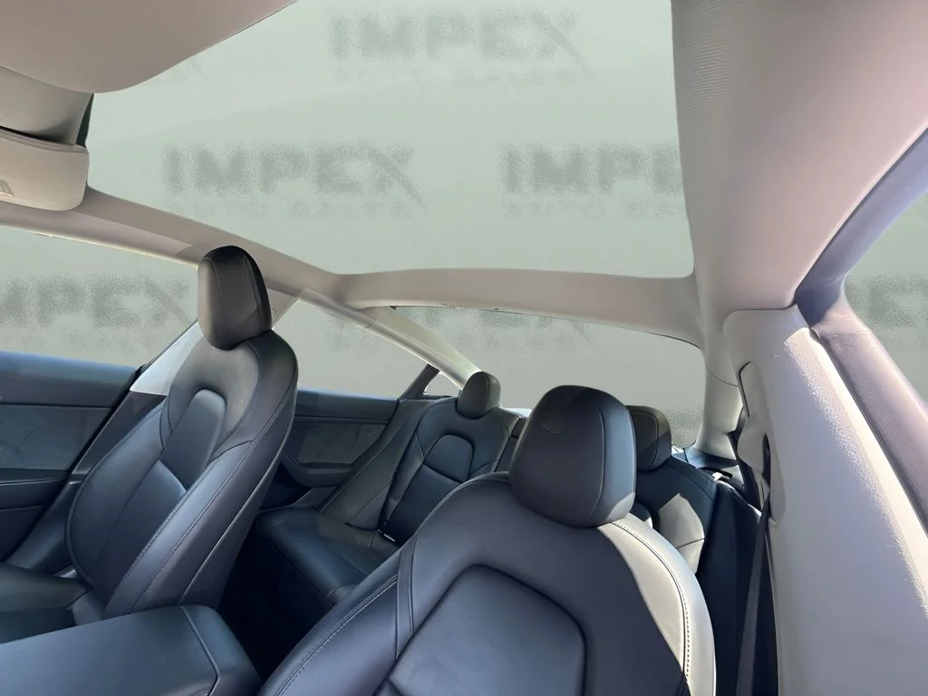Used 2021  Tesla Standard Range Plus image 6