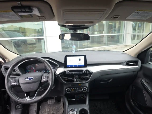 Used 2020 Black Metallic Ford SEL image 12