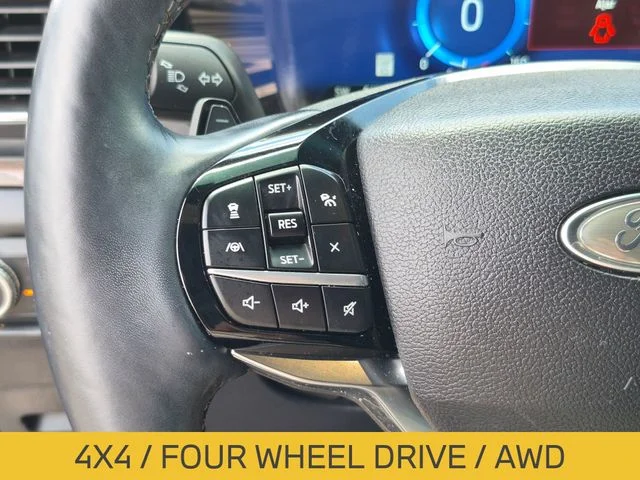 Used 2021 Black Ford Platinum image 18