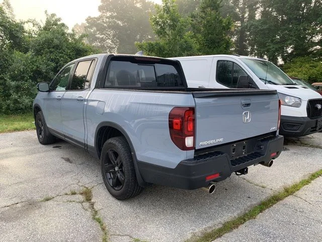 Used 2023 Gray Honda Black Edition image 6